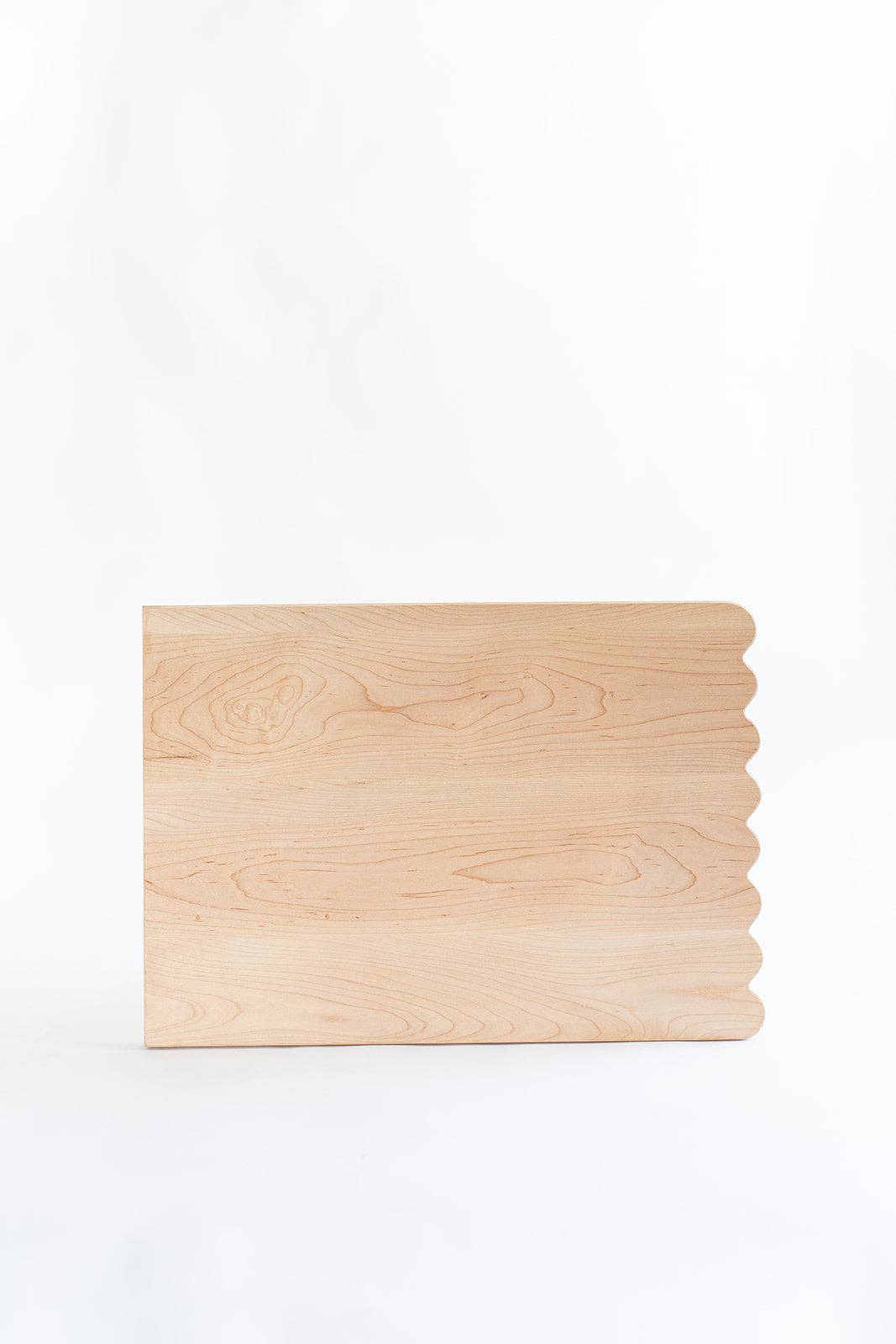The Scalloped Cutting Board
