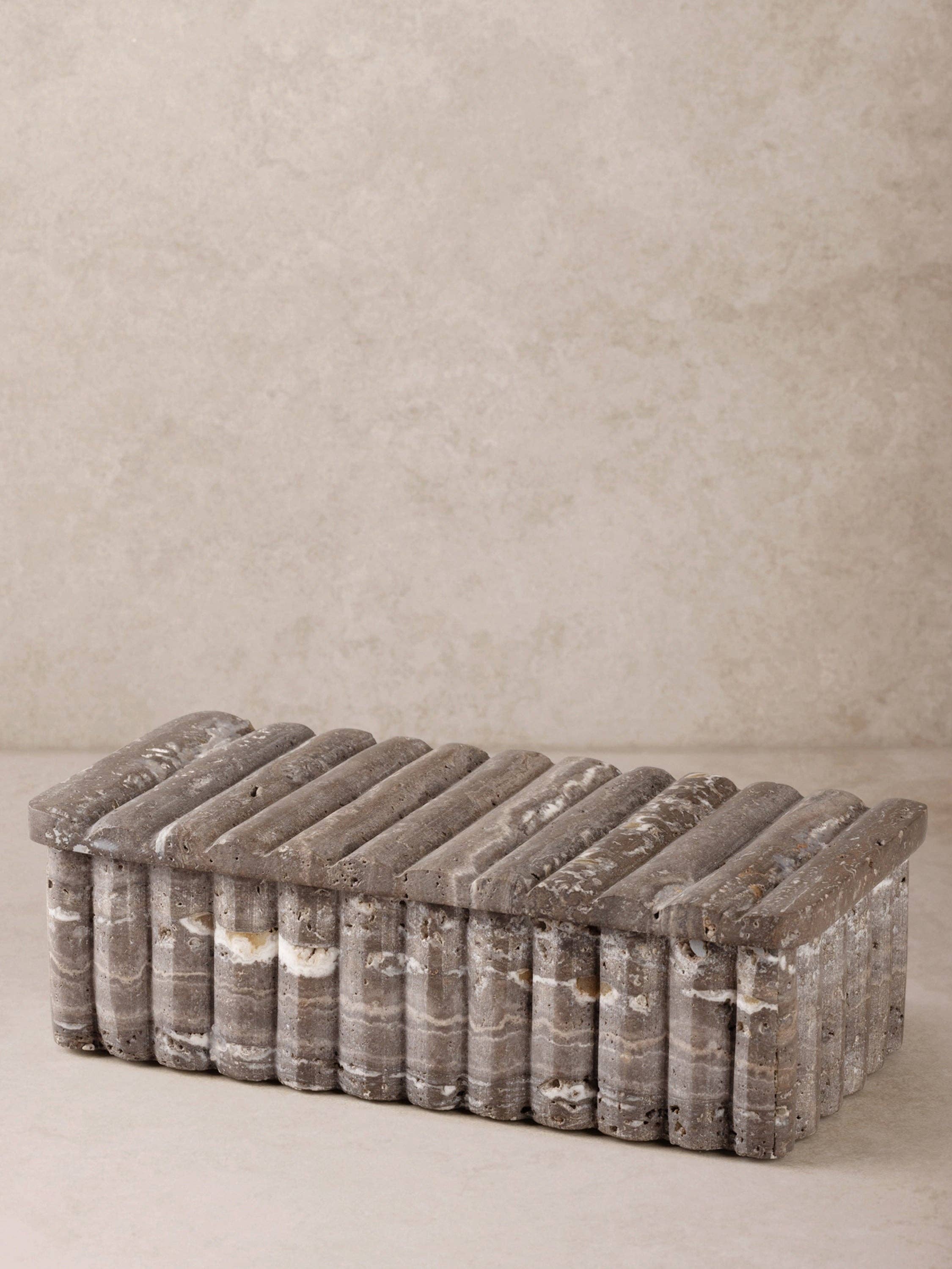 Cuba Ribbed Onyx Decorative Box
