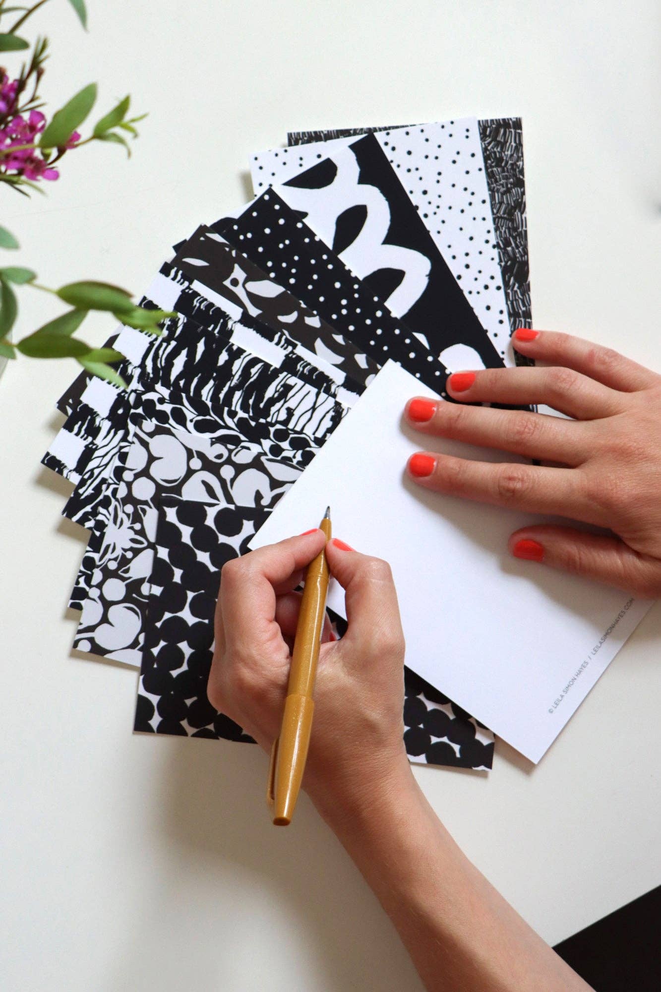 Dots, postcard pack