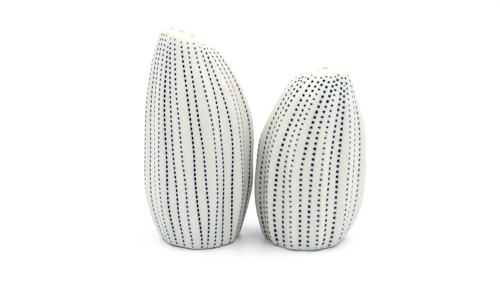 SP069W26 Seda Handcrafted Porcelain Salt and Pepper Shaker Set