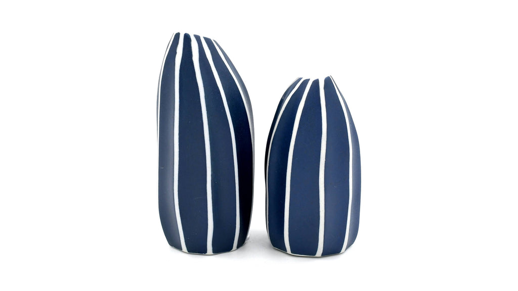 SP069BL6 Seda Handcrafted Porcelain Salt and Pepper Shaker Set