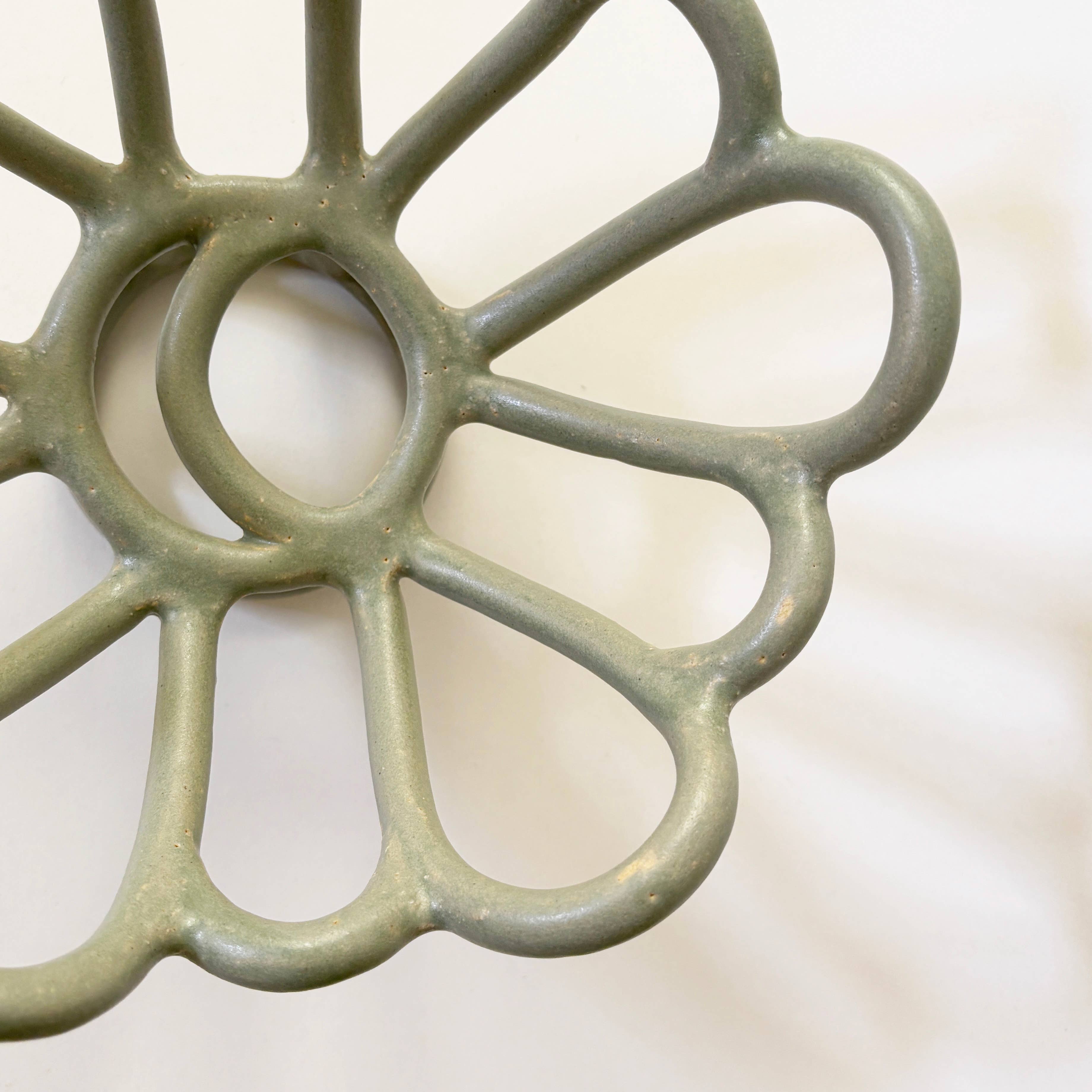 Scallop Coil Pedestal Fruit Bowl - Spring Green
