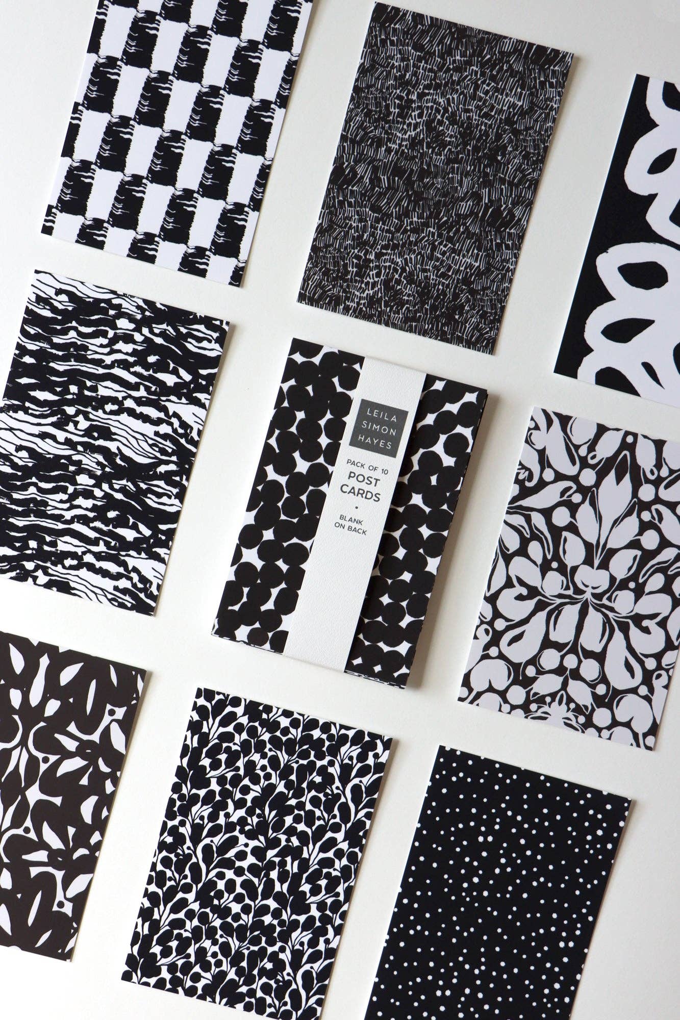 Dots, postcard pack