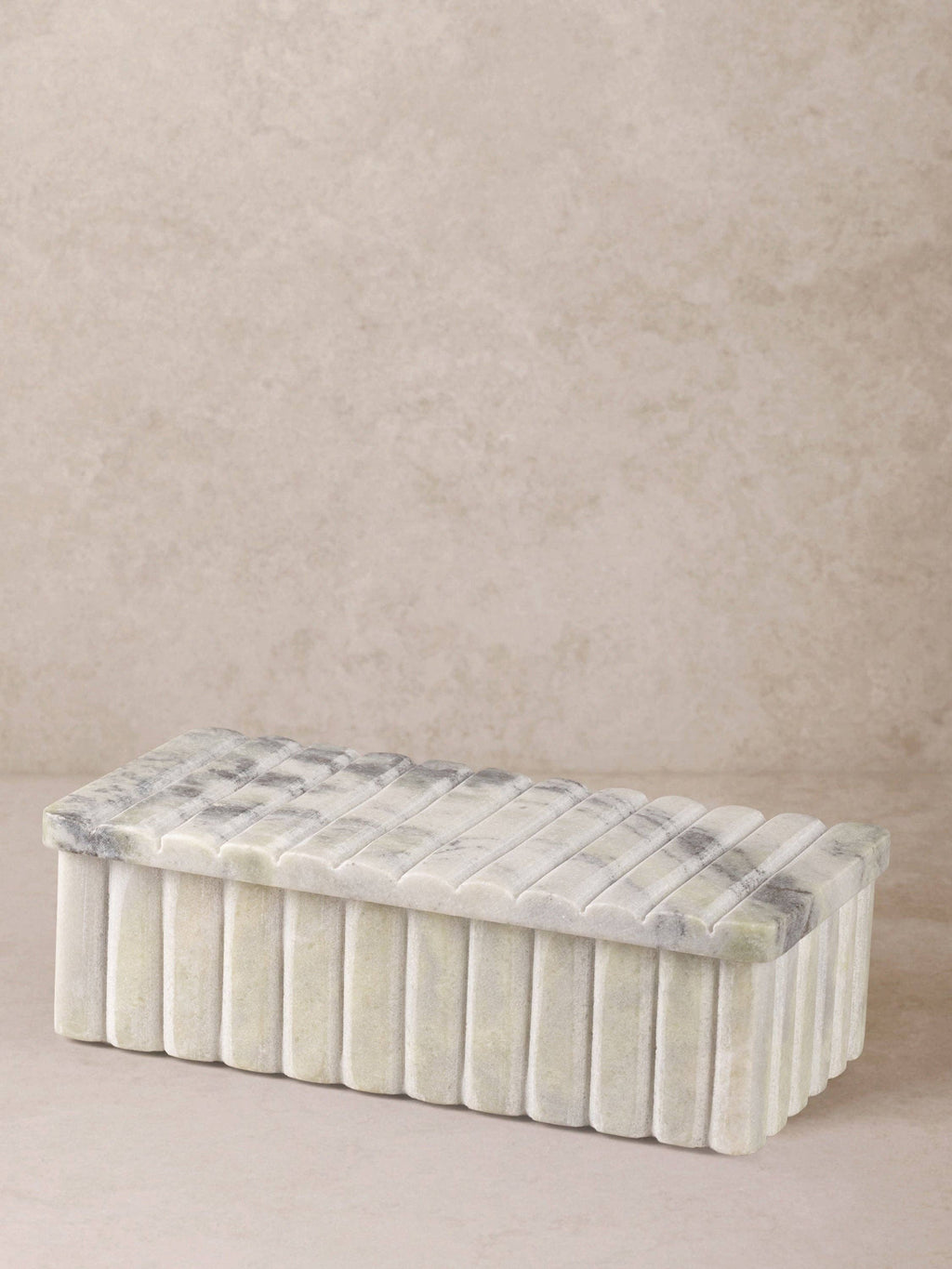 Cuba Ribbed Onyx Decorative Box