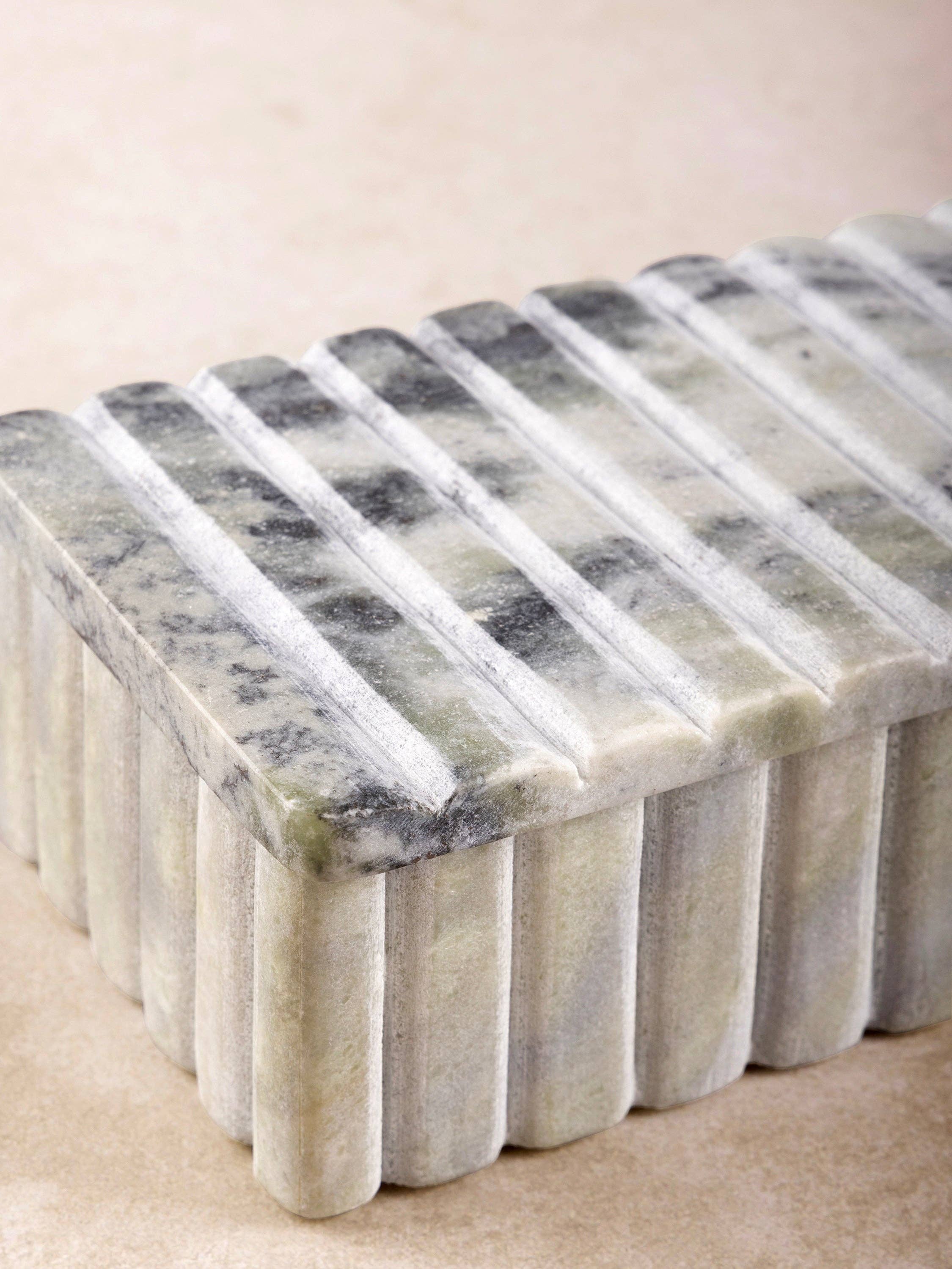 Cuba Ribbed Onyx Decorative Box