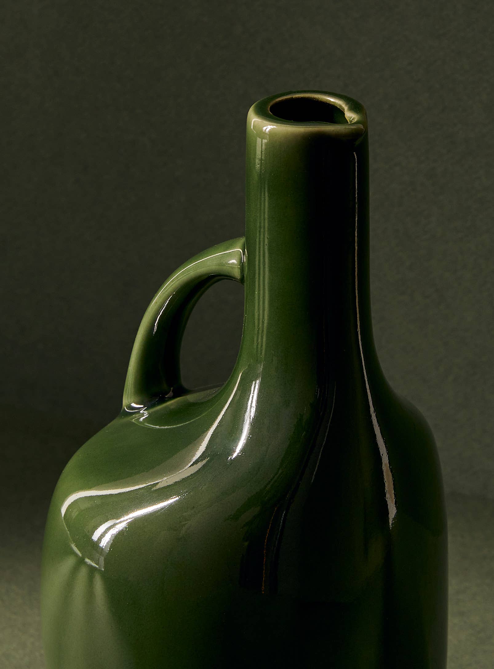 Handmade Stoneware Olive Oil Dispenser | Canard 34 oz