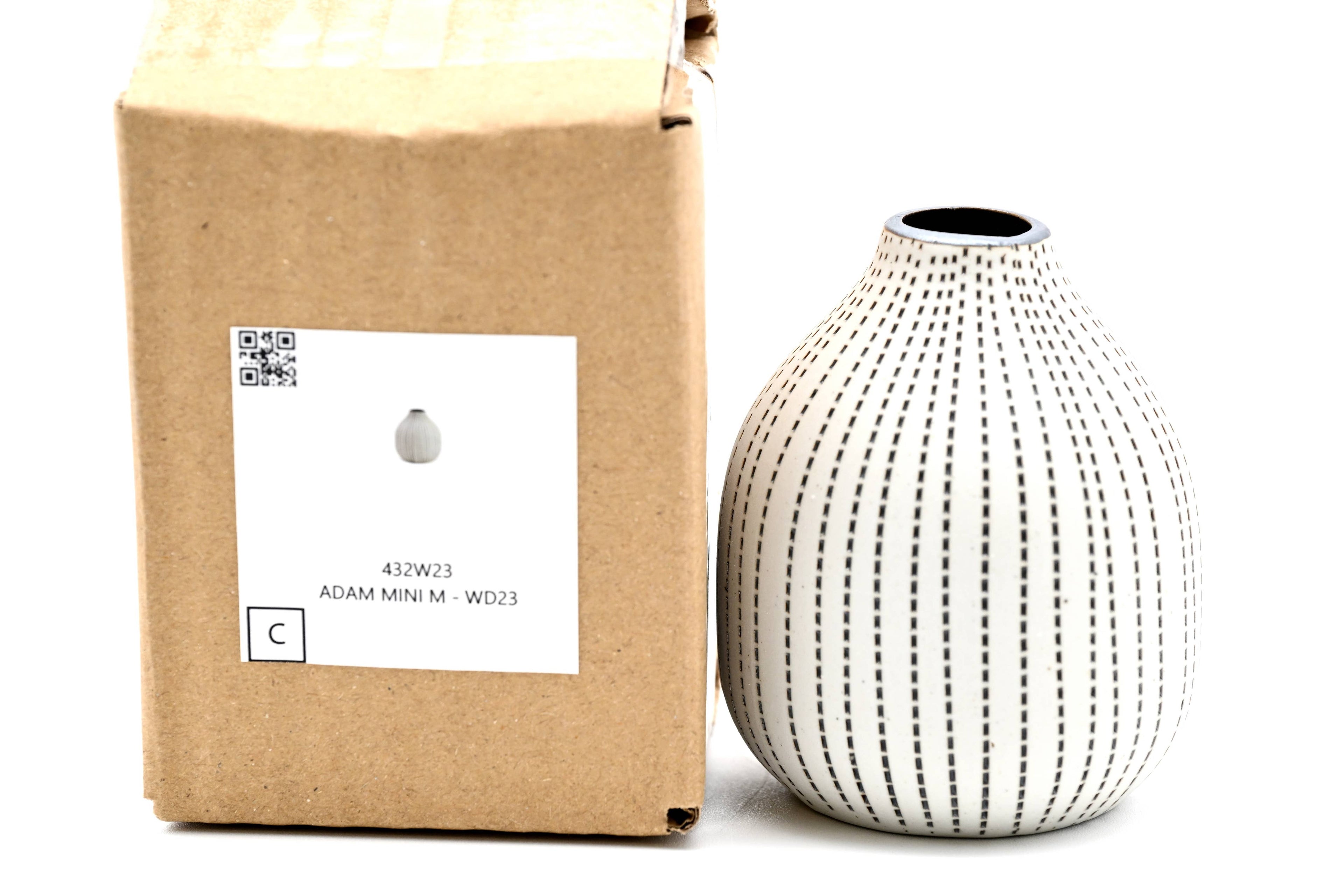 432W23 ADAM MINI M - Handcrafted Porcelain Bud Vase