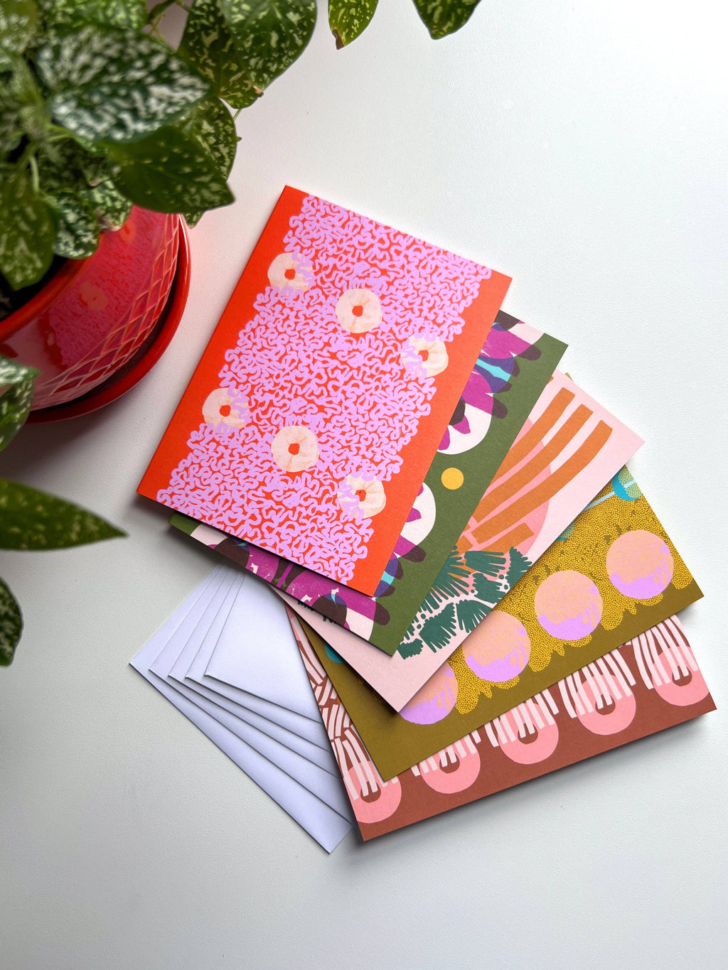 Cascade, folded card pack