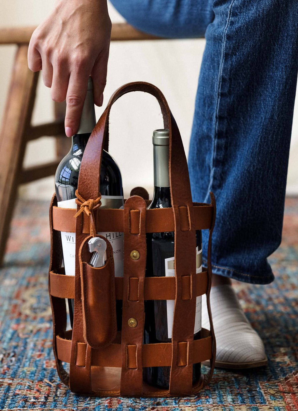 Full-Grain Leather Wine Tote – Gift Bag