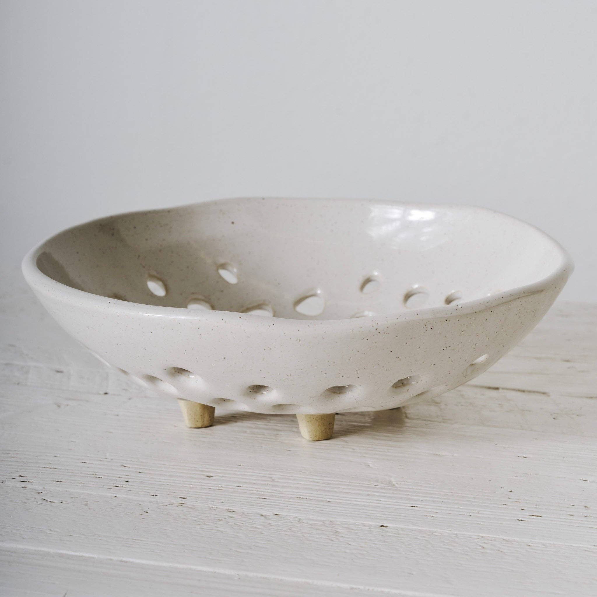 Newland Colander