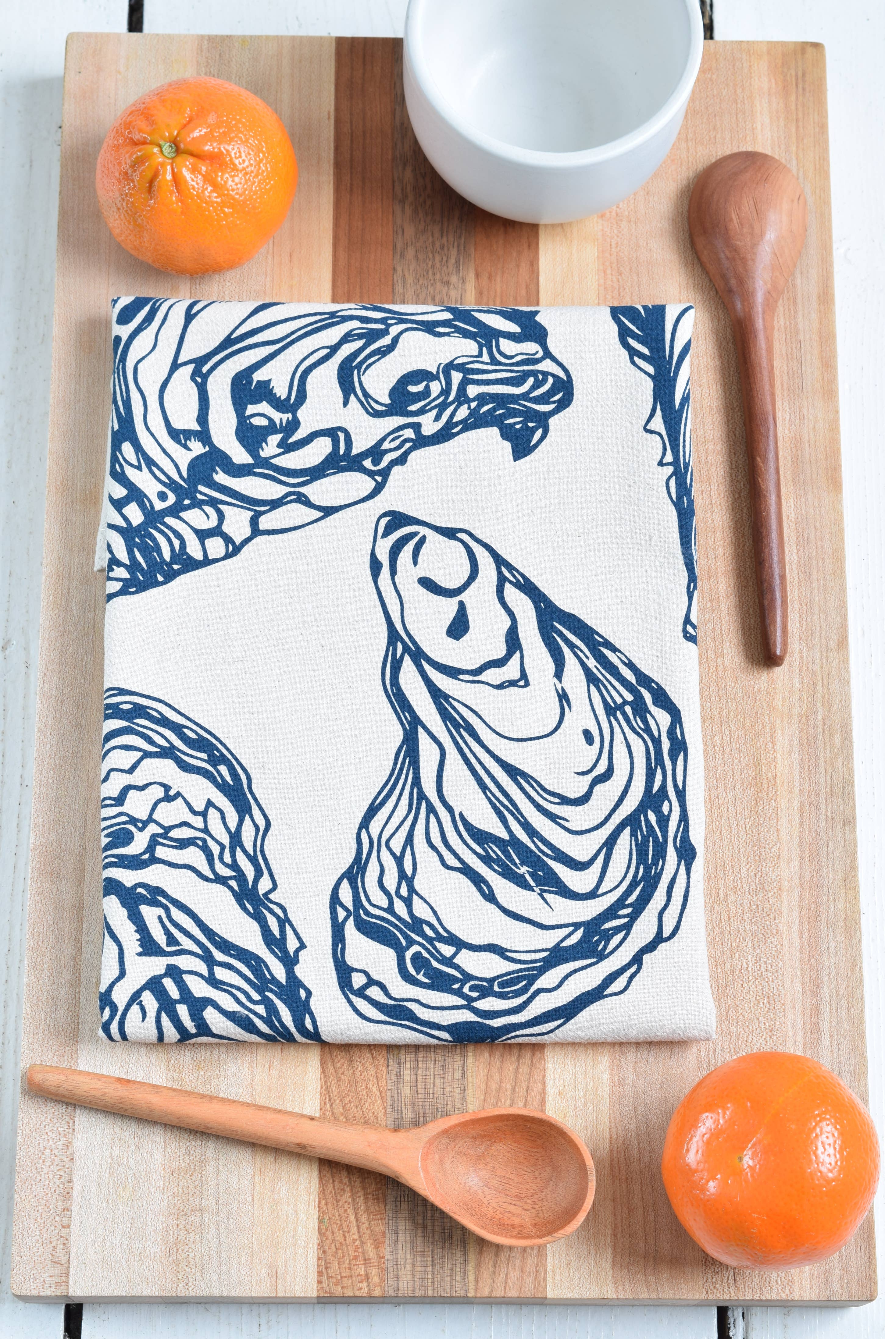 Oyster Tea Towel in Navy Blue - Organic Cotton - Sea Shell
