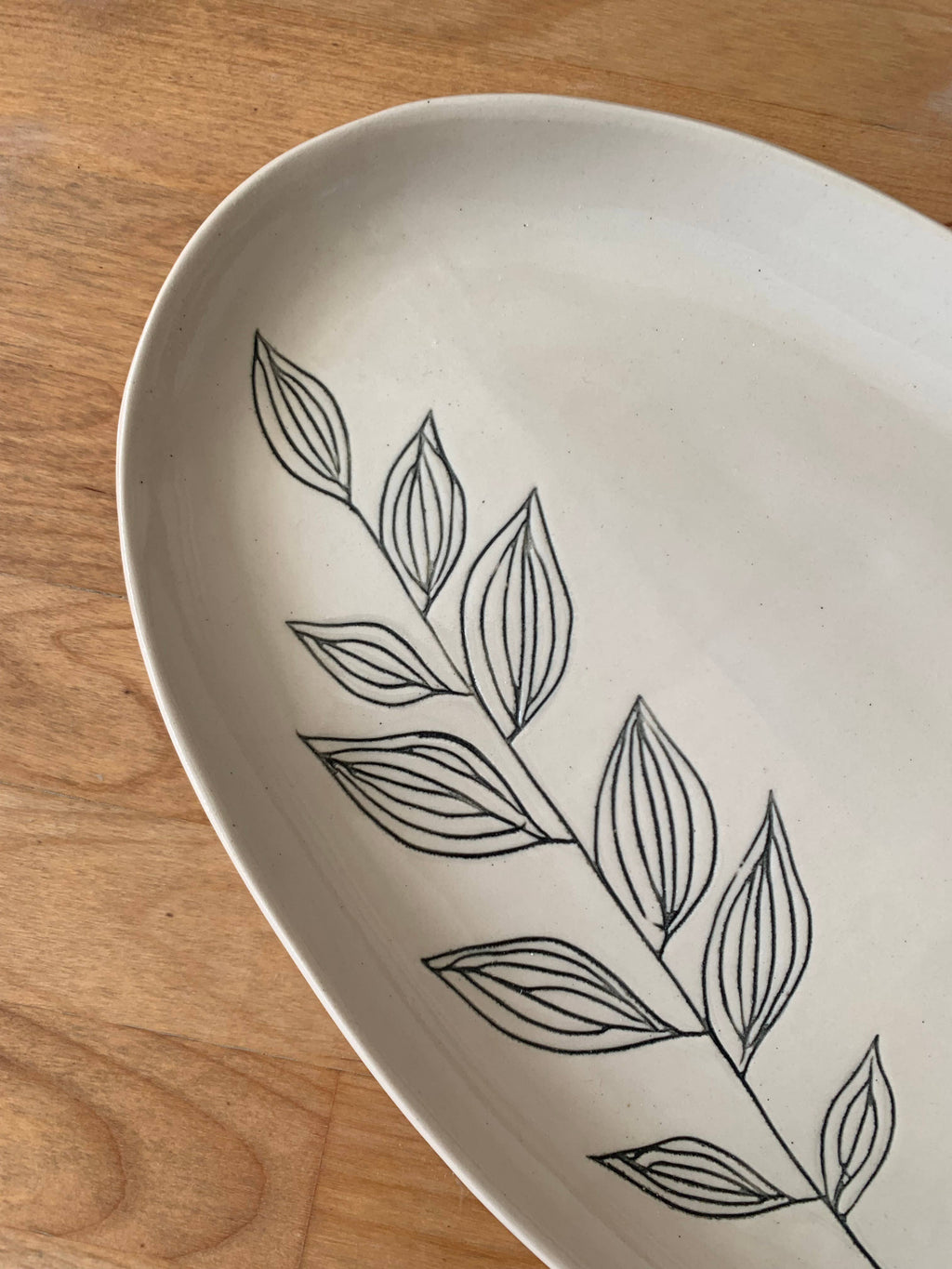 Oval Platter: Elm Branch
