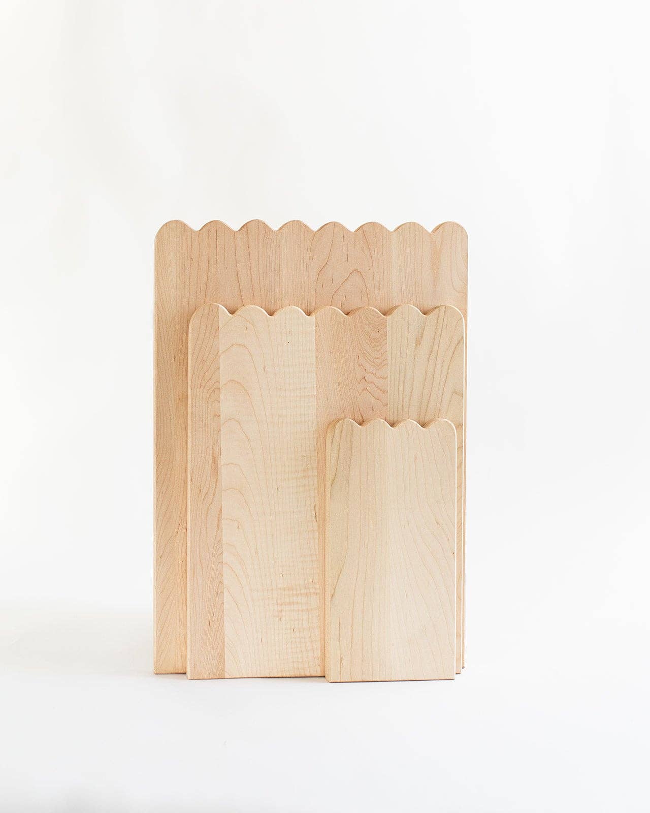 The Scalloped Cutting Board