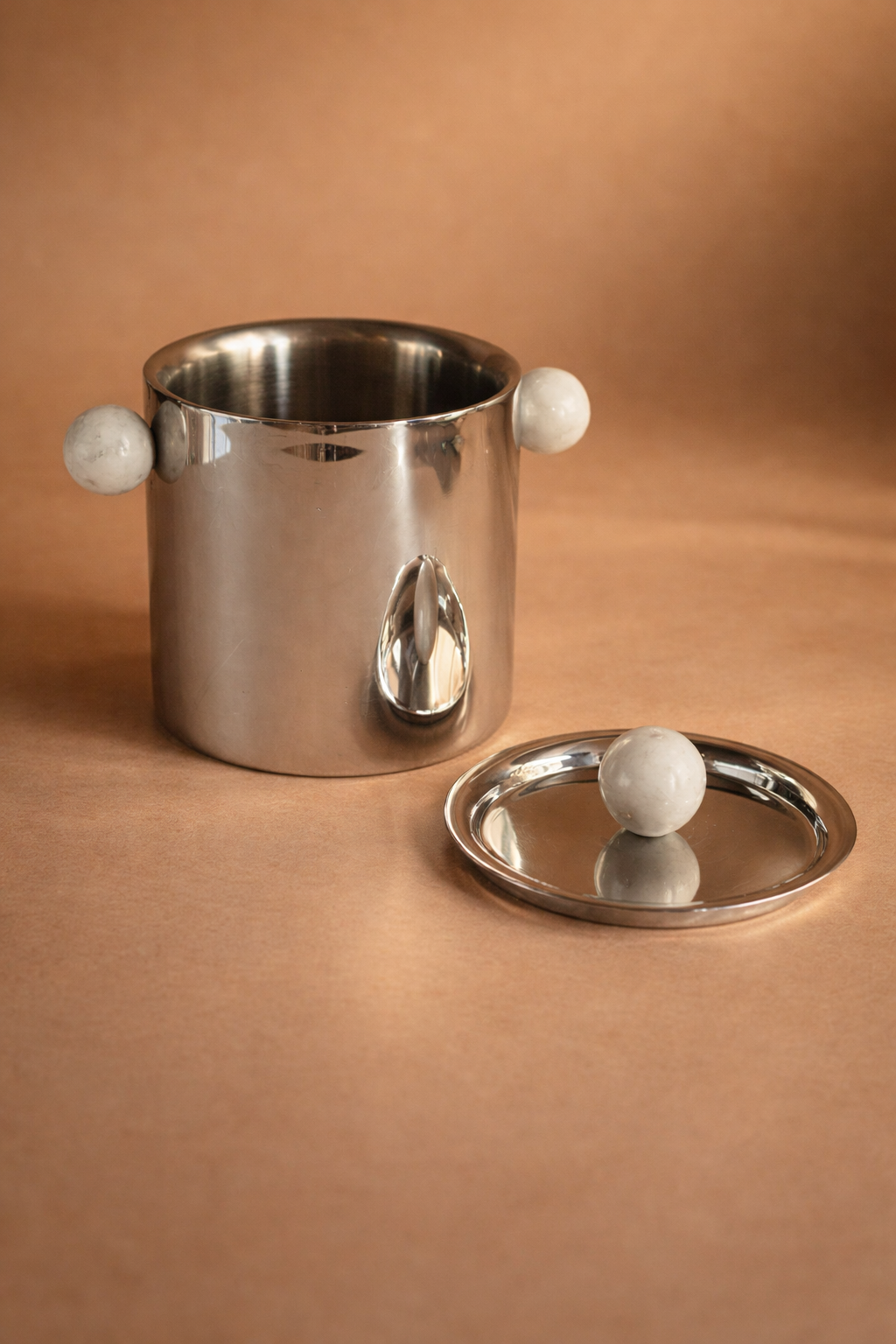 Kora Ice Bucket by MESO