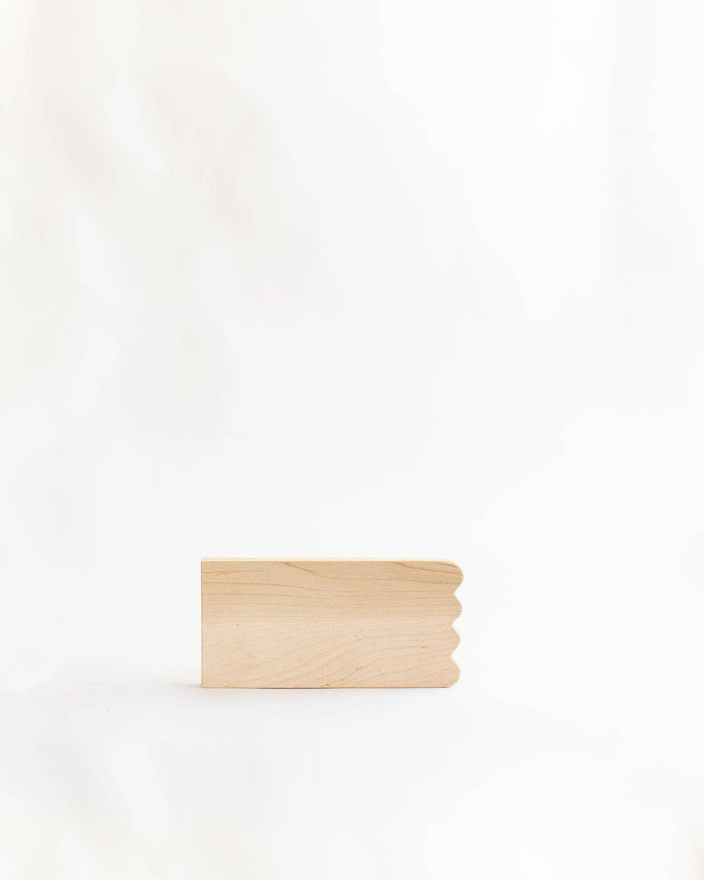 The Scalloped Cutting Board