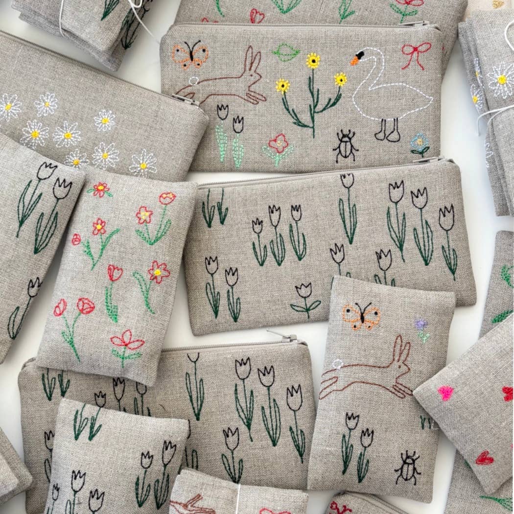 Biota Pouch