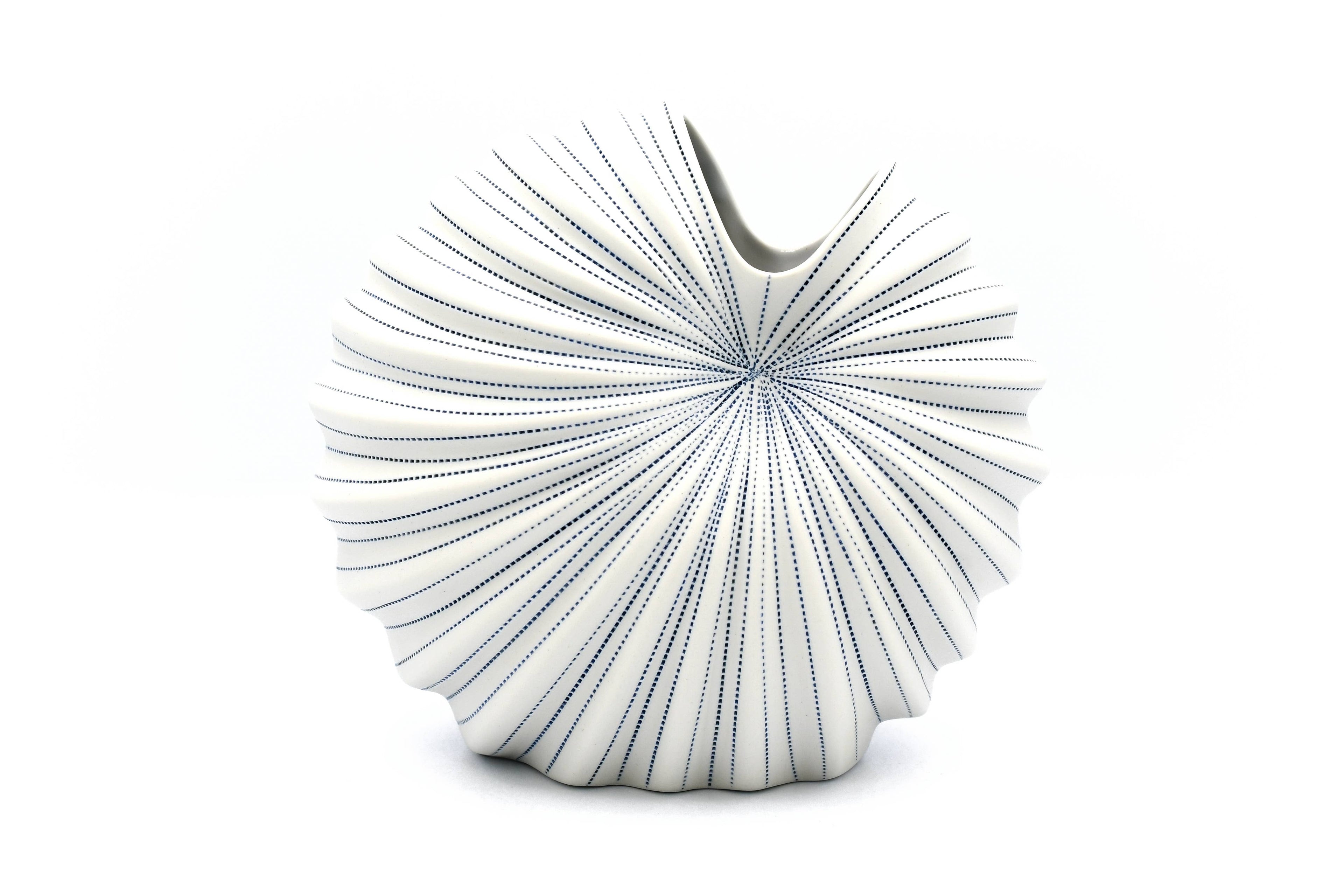1279W26 Palm M-Handcrafted Porcelain Vase